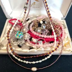 遺品整理　生前整理アクセサリーまとめ売り　ネックレス　リング