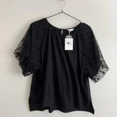 ドット柄シースルー袖 ブラックTシャツのサムネイル
