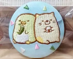 ♡13.ねことぺんぎん？♡刺繍缶バッジ/すみっコぐらし