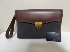 ALFRED DUNHILL
