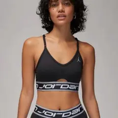 Jordan Dri-FIT スポーツブラ 黒