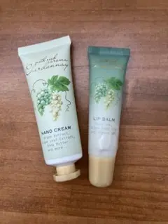 新品 シャルドネ ハンドクリーム リップバーム セット
