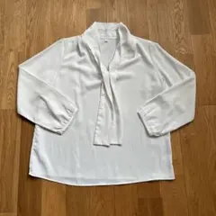 レディース白いブラウス11号