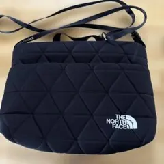 THE NORTH FACE キルティングショルダーバッグ