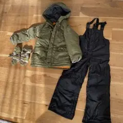 GAP キッズスノーウエアアウター　スノーパンツ　5yrs