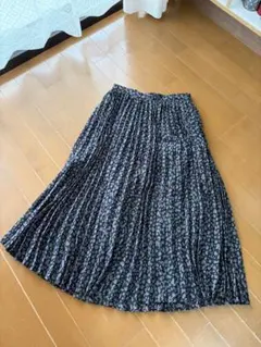 GU レオパード柄 プリーツスカート