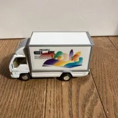 ★【希少・絶版】エムテック いすゞエルフ1/43スケール（エポック社製）のサムネイル
