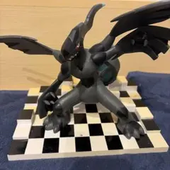 一番くじ ポケモンゼクロムフィギュア ブラック ゼクロム単品 - メルカリ