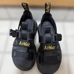 ドクターマーチン Dr.Martens PEARSON マルチストラップサンダルのサムネイル