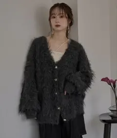 ︎*n様 mideal ニュアンスボタンシャギーカーディガン　ダークグレー