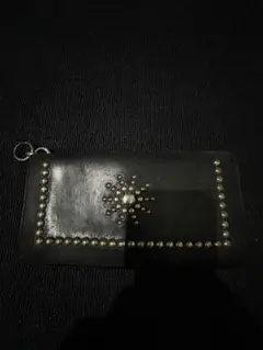 スタッズ付き黒レザー長財布 HTCのサムネイル
