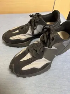 new balance 327 ブラック　グレー　27cm