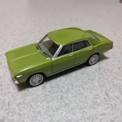 トミカリミテッドヴィンテージネオ　日産ローレルのサムネイル