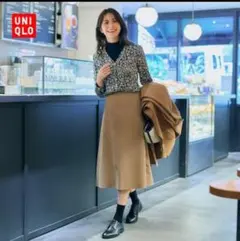 ユニクロ コットンフレアミディスカート ベージュ 61