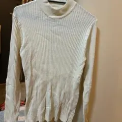 アイボリー リブ編み ハイネックセーター