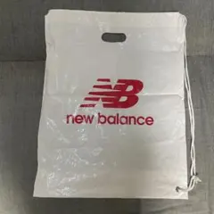new balance ショップ袋 白　ビニールのサムネイル