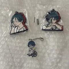 都市伝説解体センター】廻屋渉 アクリルスタンド＆缶バッジセット