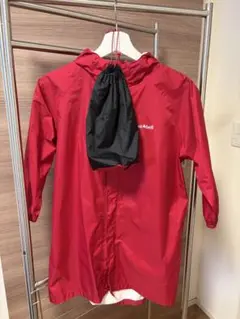 美品 montbell モンベル フード付きレインコート レッド 130 雨具