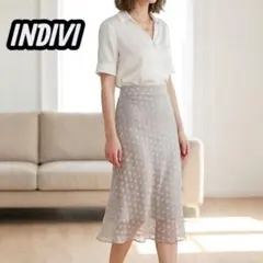 美品【インディヴィ】シアードット柄フレアスカート ひざ丈 グレー 38 M
