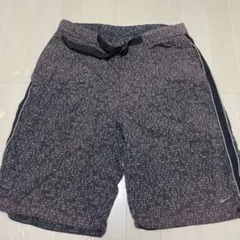 Nike パターン入りショートパンツ グレー系 オールドナイキ‼️デジタル迷彩。