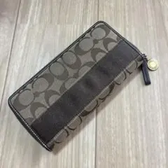 【半額！】 COACH コーチ 長財布 シグネチャー ラウンドファスナー