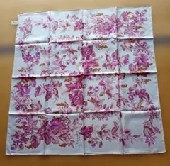 GUCCI グッチ シルク スカーフ 総柄 花柄 フローラ 枠無し 大判 - メルカリ
