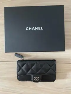 CHANEL ブラック フラグメントケース