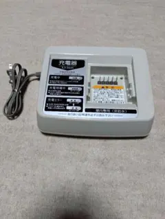 ヤマハ充電器。MODEL.．Ｘ５４−0、美品。