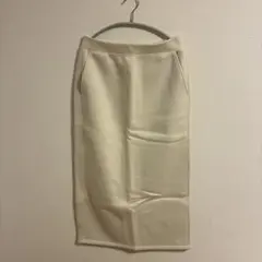 新品未使用　GU アイボリー　スウェットロングスカート　裏起毛