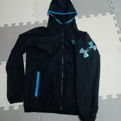 アンダーアーマーナイロンジャケットYLG