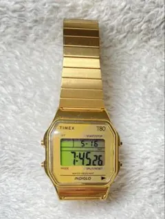 TIMEX T80 ゴールド デジタル腕時計のサムネイル