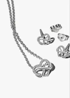 PANDORA 無限大モチーフ ネックレスとピアスセット
