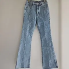 試着のみ　SHEIN ライトブルー フレアデニム ヘム Sサイズ