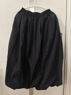 GUジーユー　バルーンスカート黒
