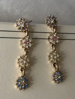 【値下げ】フラワーモチーフピアス　ゴールドピアス
