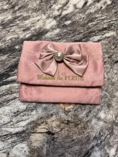 Maison du FLEUR ピンクポーチ リボン付き メゾンドフルールのサムネイル