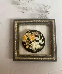 花のリボン刺繍ブローチ 黒