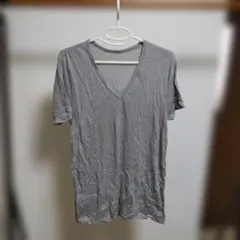 ユニクロ HEATTECH グレー Vネック 半袖Tシャツ