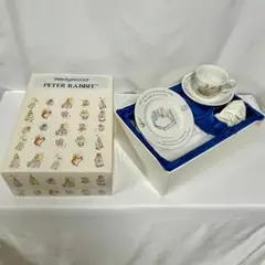 ウェッジウッド ピーターラビット カップ&ソーサー プレート 箱付 トリオのサムネイル
