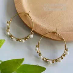 ラスト1点【キラキラ樹脂パールのフープピアス】サージカルステンレス