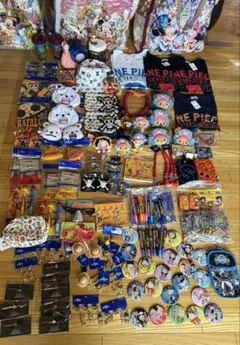 h*】様 ワンピース USJ 新品　キーホルダー　エース　ロー　サボ　ルフィー