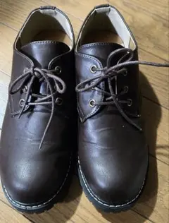 ブラウンレザー レースアップシューズ