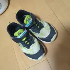 SKLSHOTER キッズ スニーカー22センチ