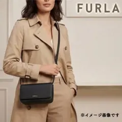 圧迫痕・傷あり⚠️ FURLA フルラ ブラックレザー お財布ショルダーバッグ