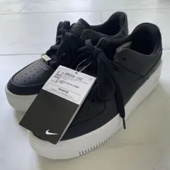 新品未使用☆タグ付き☆NIKEエアフォース1セージ☆ロー☆23cm☆ブラック