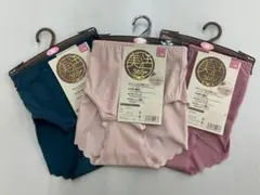 Item thumbnail for item 5e6a9e42-f84a-4db9-a37a-82f70d32d13b