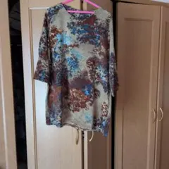 抽象模様の五分袖チュニック