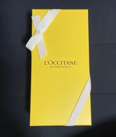 【新品】ロクシタンアーモンド モイスチャライジングシャワーオイル 250mL