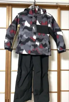 【美品】nima キッズ スキーウェア上下セット120cm 迷彩柄