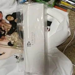 ★ホワイト ストレートヘアアイロン 絹女★LM225★大人気★新品未使用★